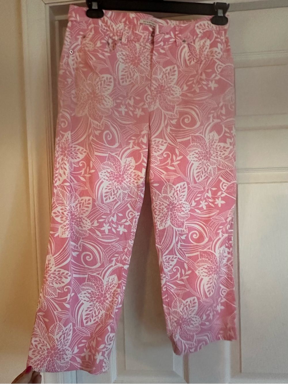 Jones New York Sport Pink Printed Capri Stretch Pants